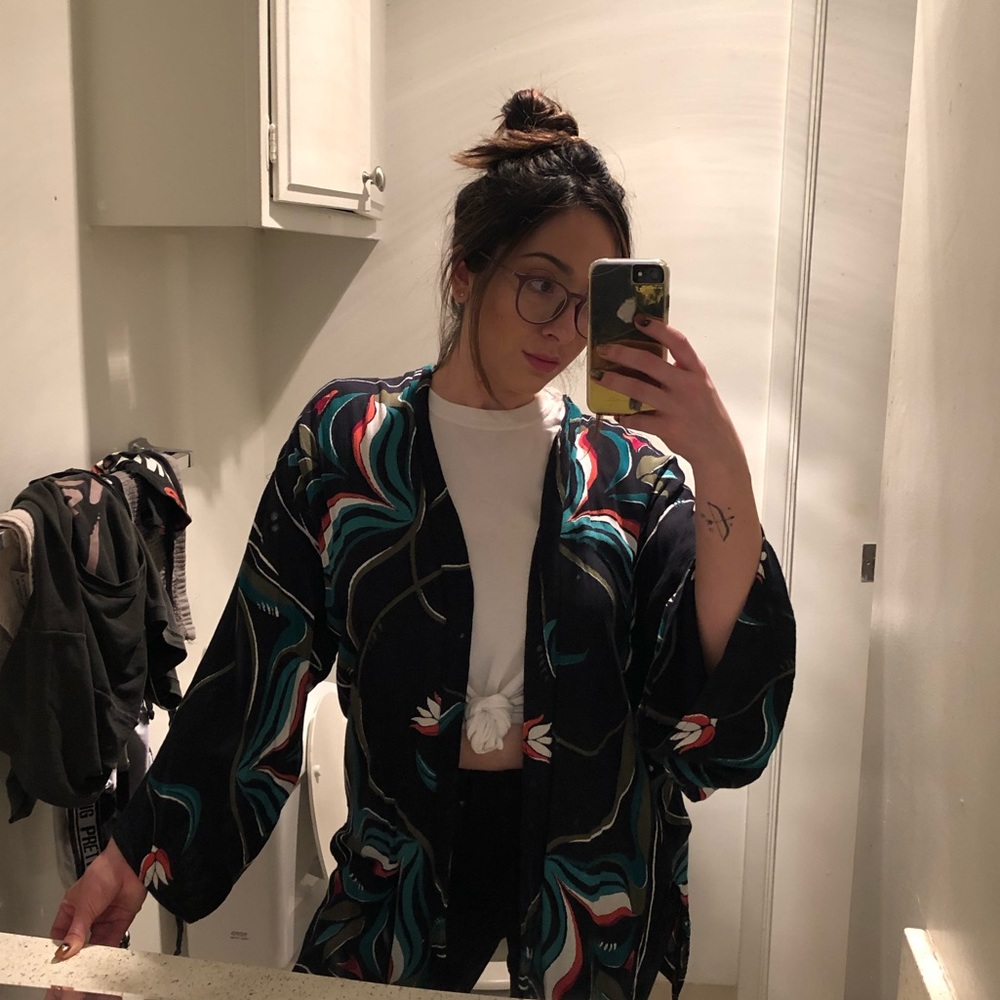 FLORAL KIMONO 👘